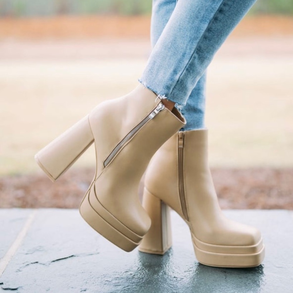 These Three Boutique boots